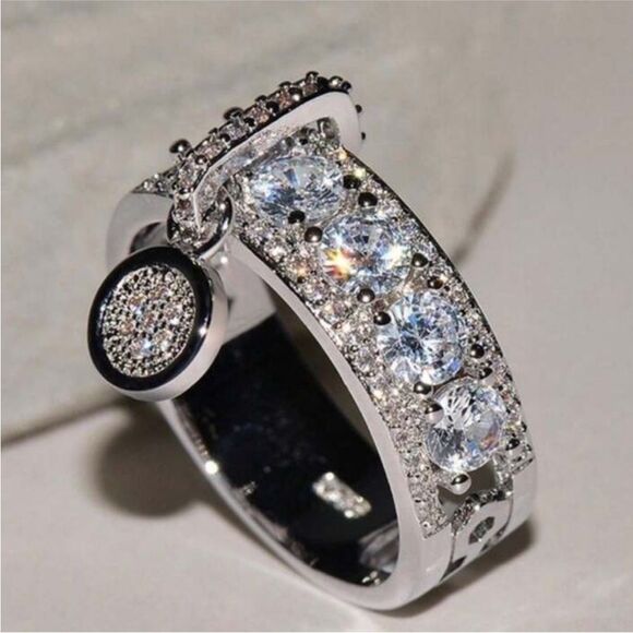 STERLING SILVER DIAMOND CHARM RING 💍 - Picture 3 of 8